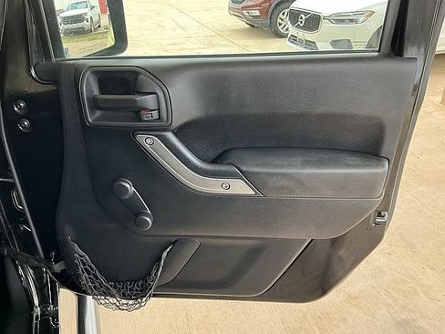 Used 2014 Jeep Wrangler Sport AWD/4WD image 10