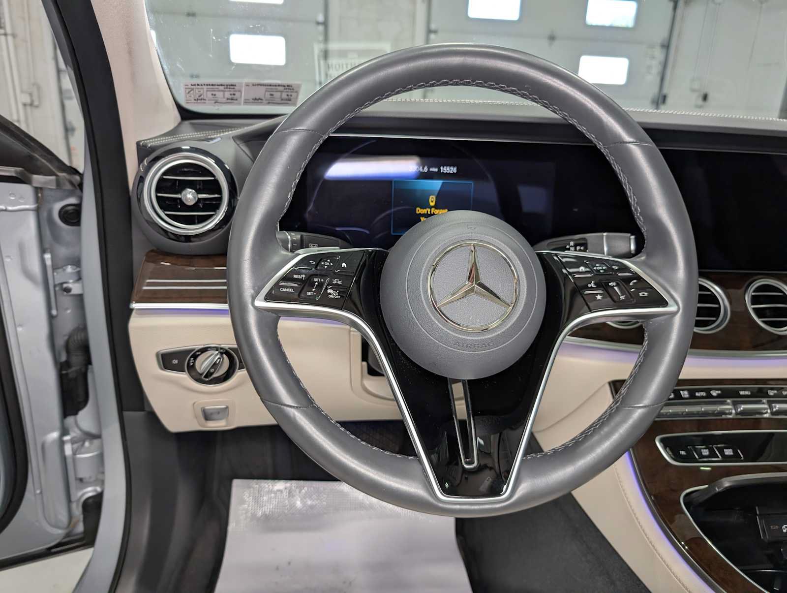 Certified 2022 Mercedes-Benz E 350 4MATIC Sedan image 34