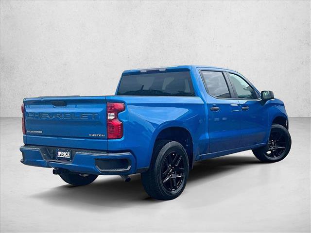 Used 2022 Chevrolet Silverado 1500 Custom RWD image 2
