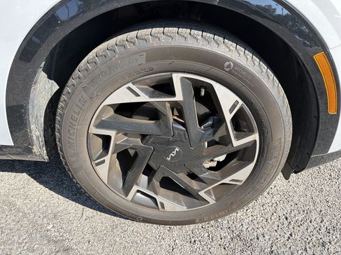 Used 2023 Kia Sportage SX FWD image 9
