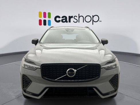 Used 2025 Volvo XC60 B5 Plus image 6