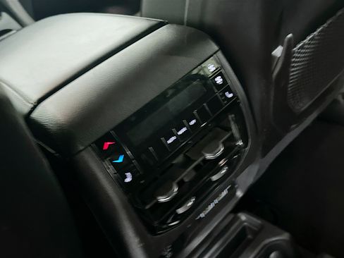 Used 2024 Jeep Grand Cherokee L Limited w/ Luxury Tech Group II image 27