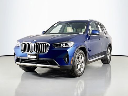 Used 2023 BMW X3 xDrive30i w/ Premium Package w/ZPA image 3