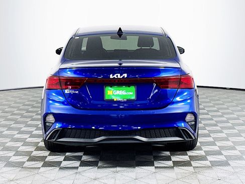 Used 2024 Kia Forte LXS w/ LXS Technology Package FWD image 8
