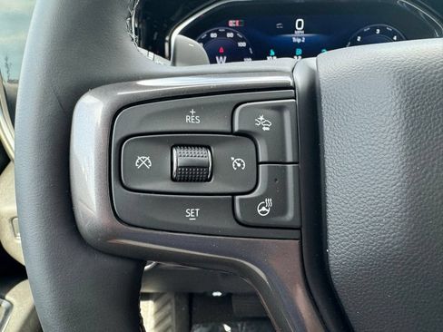 Certified 2025 Chevrolet Silverado 1500 High Country w/ Technology Package AWD/4WD image 31