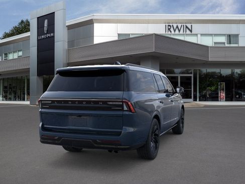 New 2026 Lincoln Navigator L Reserve AWD/4WD image 7