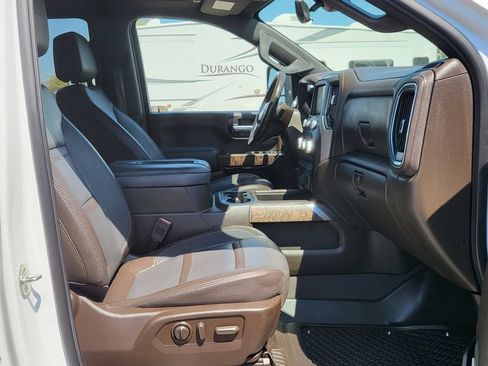 Used 2022 GMC Sierra 2500 Denali w/ Denali Ultimate Package AWD/4WD image 20