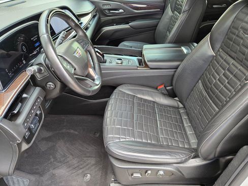 Used 2023 Cadillac Escalade Sport Platinum AWD/4WD image 11
