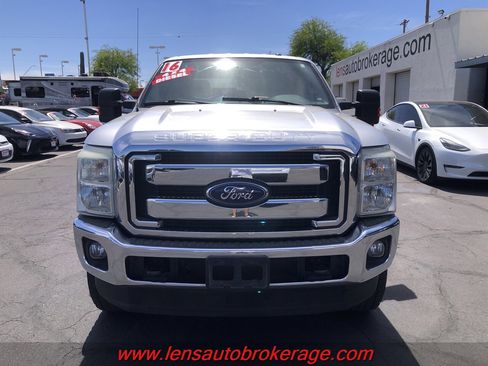 Used 2016 Ford F250 XLT w/ XLT Value Package image 2