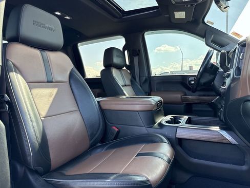 Used 2020 Chevrolet Silverado 2500 High Country w/ Z71 Off-Road Package image 26