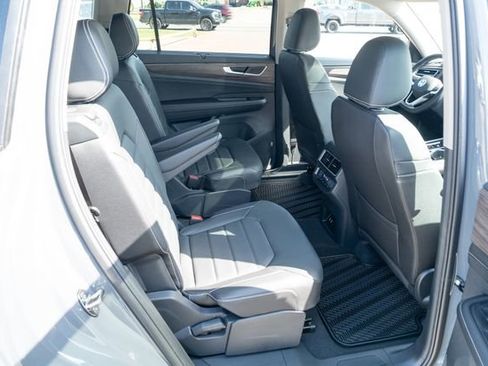 New 2026 Volkswagen Atlas SEL AWD/4WD image 41