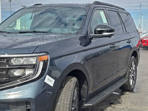 New 2026 Ford Expedition Platinum image 64