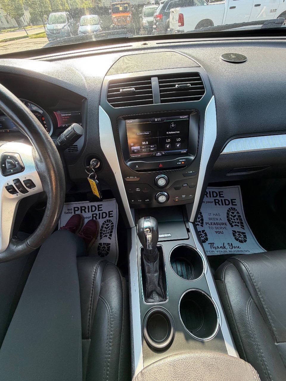 Used 2014 Ford Explorer XLT w/ Equipment Group 202A FWD image 25