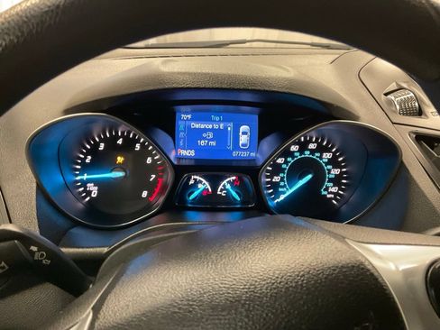 Used 2014 Ford Escape SE FWD image 2
