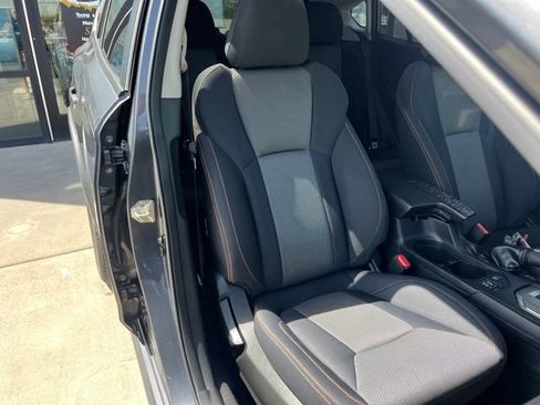 Used 2021 Subaru Crosstrek 2.0i Premium w/ Moonroof Package AWD/4WD image 25