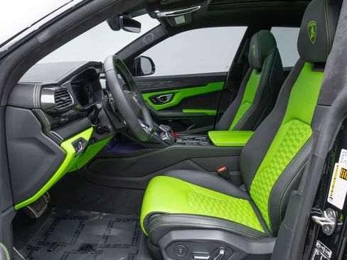 Used 2022 Lamborghini Urus AWD/4WD image 9