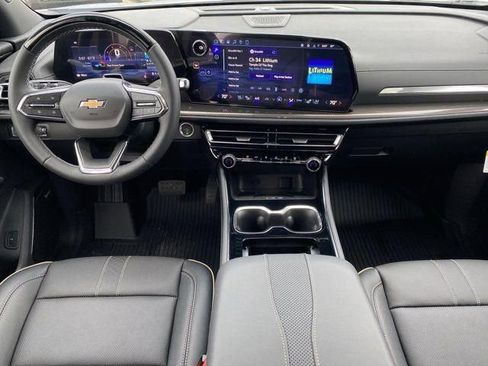 New 2026 Chevrolet Traverse High Country w/ LPO, Floor Liner Package FWD image 13
