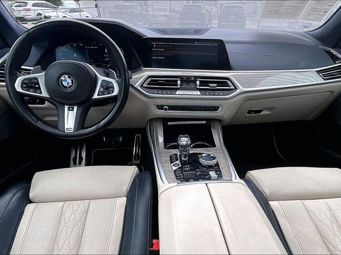 Used 2021 BMW X7 M50i AWD/4WD image 15