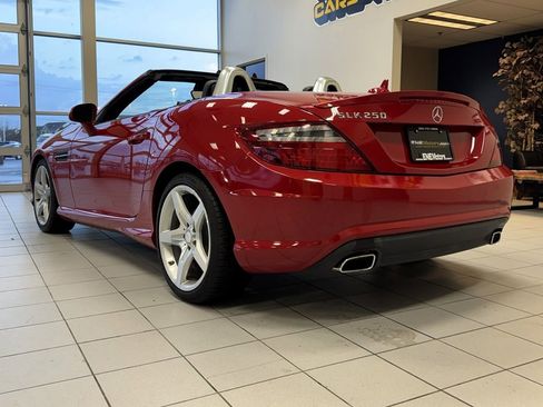 Used 2013 Mercedes-Benz SLK 250 w/ Premium I Pkg image 4