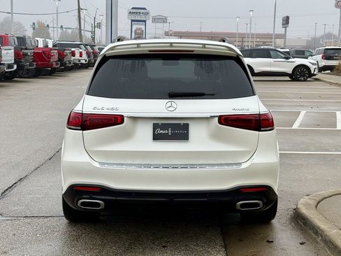 Used 2022 Mercedes-Benz GLS 450 4MATIC image 4