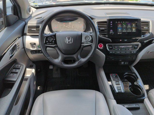 Used 2022 Honda Pilot Touring image 16