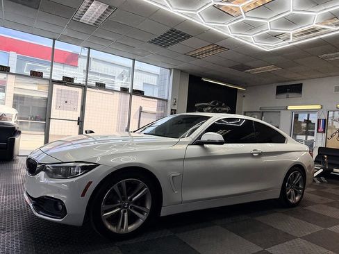 Used 2018 BMW 430i Coupe RWD image 1