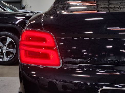 Used 2021 Bentley Flying Spur V8 AWD/4WD image 29