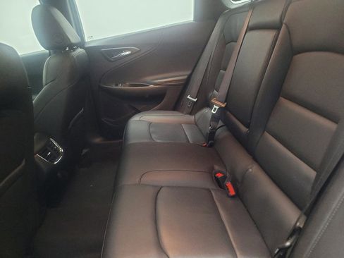 Used 2024 Chevrolet Malibu LT w/ Midnight Edition FWD image 18