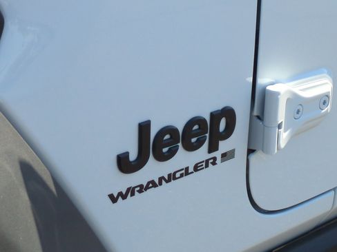New 2026 Jeep Wrangler Unlimited Rubicon 392 image 24