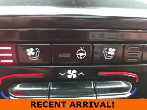 Used 2023 Jeep Grand Cherokee Overland w/ Luxury Tech Group IV image 11