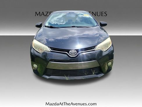 Used 2016 Toyota Corolla LE FWD image 3