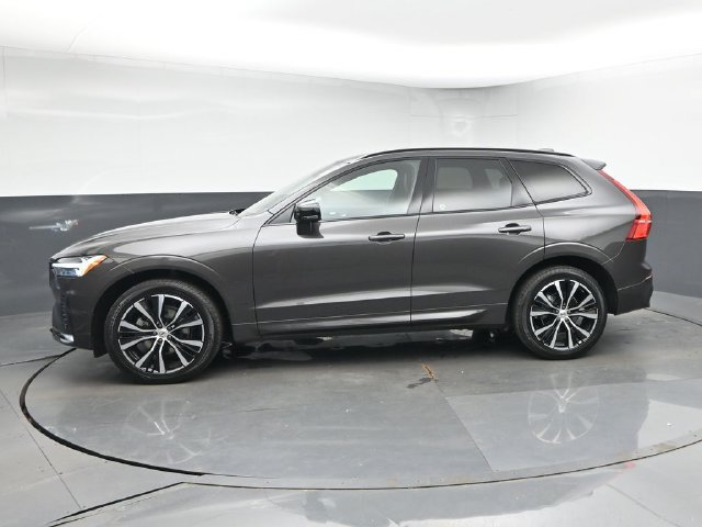 Used 2023 Volvo XC60 B5 Plus w/ Climate Package AWD/4WD image 4