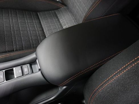 New 2026 Honda HR-V Sport image 28