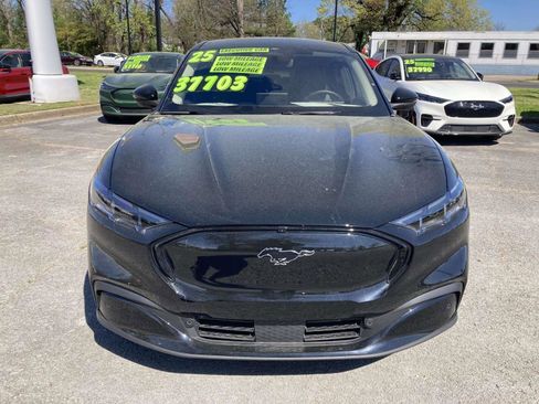 Used 2025 Ford Mustang Mach-E Premium image 12
