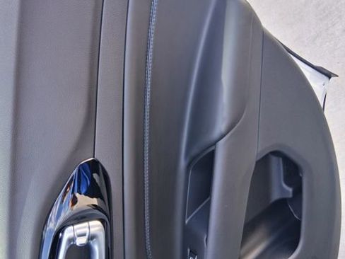 New 2026 Jeep Compass Latitude image 21