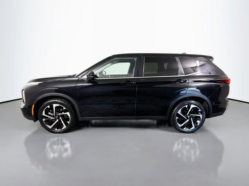 Used 2024 Mitsubishi Outlander SE FWD image 6