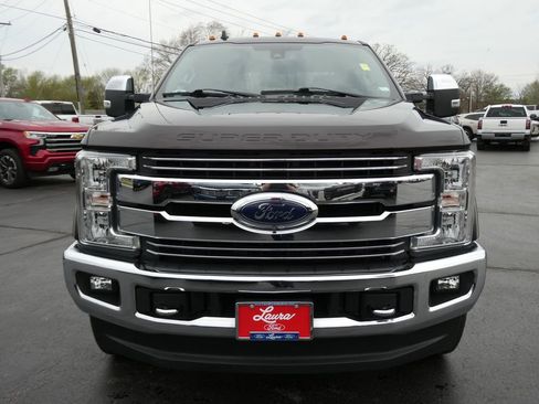 Used 2019 Ford F250 Lariat w/ Lariat Ultimate Package image 9