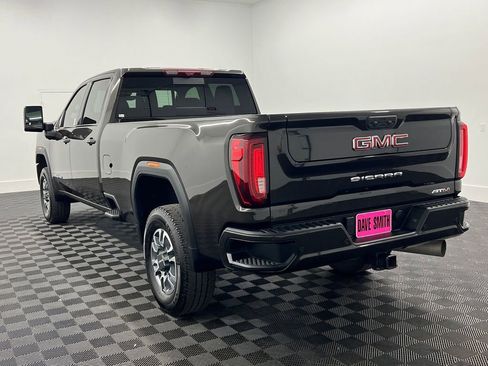 Used 2021 GMC Sierra 2500 AT4 w/ AT4 Preferred Package AWD/4WD image 3