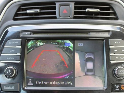 Used 2016 Nissan Maxima Platinum image 16