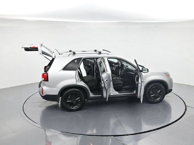Used 2014 Kia Sorento LX FWD image 48