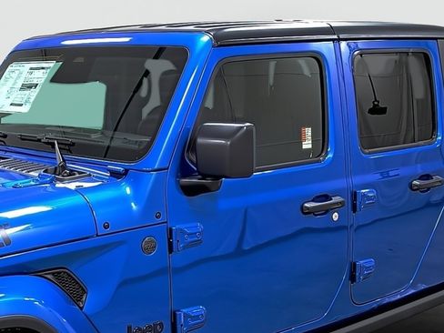 New 2026 Jeep Gladiator Willys image 8