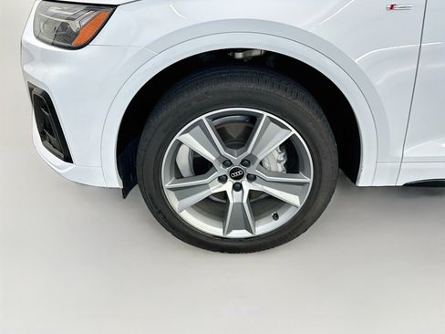 Used 2025 Audi Q5 2.0T Premium AWD/4WD image 11