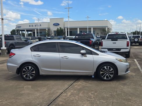 Used 2015 Honda Civic EX image 2