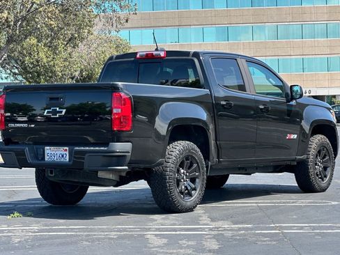 Used 2018 Chevrolet Colorado Z71 w/ Z71 Midnight Edition AWD/4WD image 4