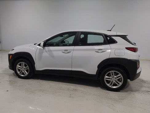 Used 2021 Hyundai Kona SE AWD/4WD image 3