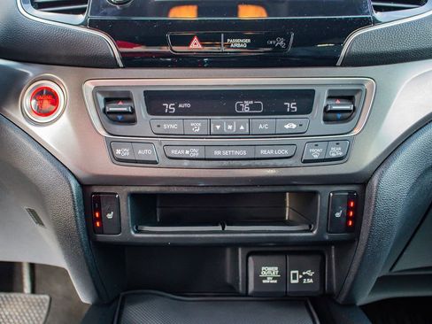 Used 2022 Honda Pilot Special Edition image 31