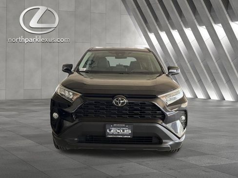 Used 2021 Toyota RAV4 XLE FWD image 25