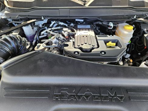 New 2027 RAM 3500 Lone Star AWD/4WD image 17