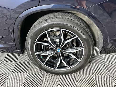 Used 2025 BMW X4 xDrive30i w/ Premium Package AWD/4WD image 40