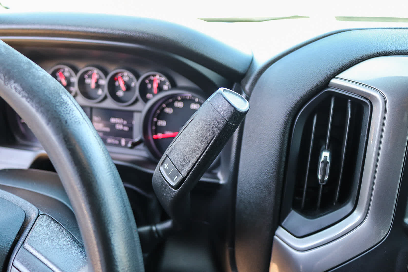 Used 2021 Chevrolet Silverado 1500 Custom RWD image 19